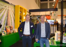 Mark Rehorst en Rob de Leeuw (PerfoN), onderdeel van de Oerlemans Packaging en dus samen met Oerlemans Plastics op de stand.